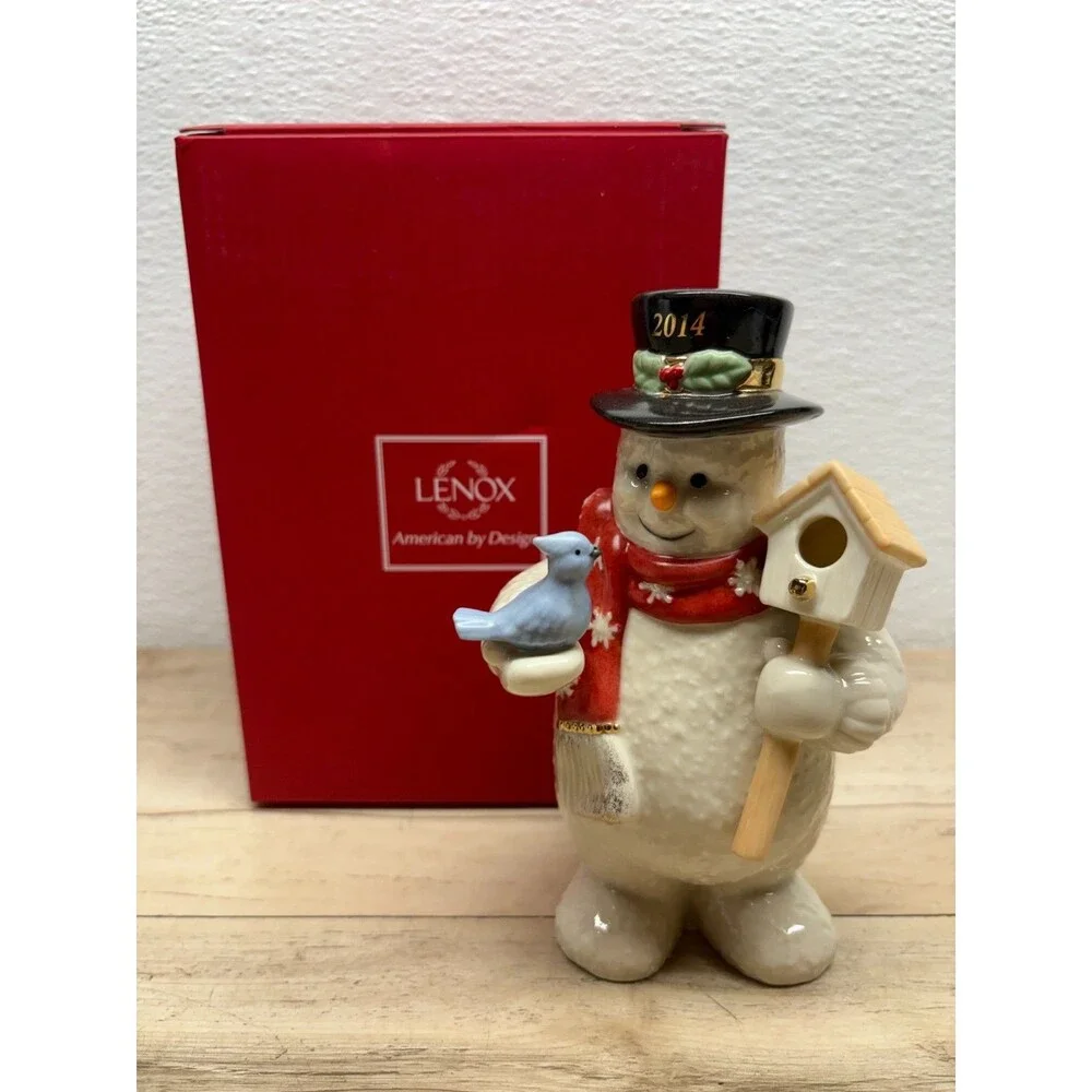 2014 Lenox Annual Snowman Porcelain Figurine
